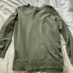 Aerie Crew Neck Sweater!!
